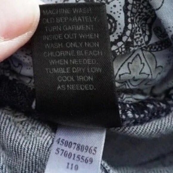 WHBM sz 6 Noir Straight Leg Jeans - Picture 7 of 9